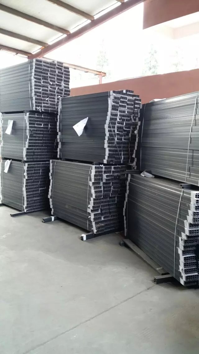 附框、副框、門窗副框、鋼塑共擠附框